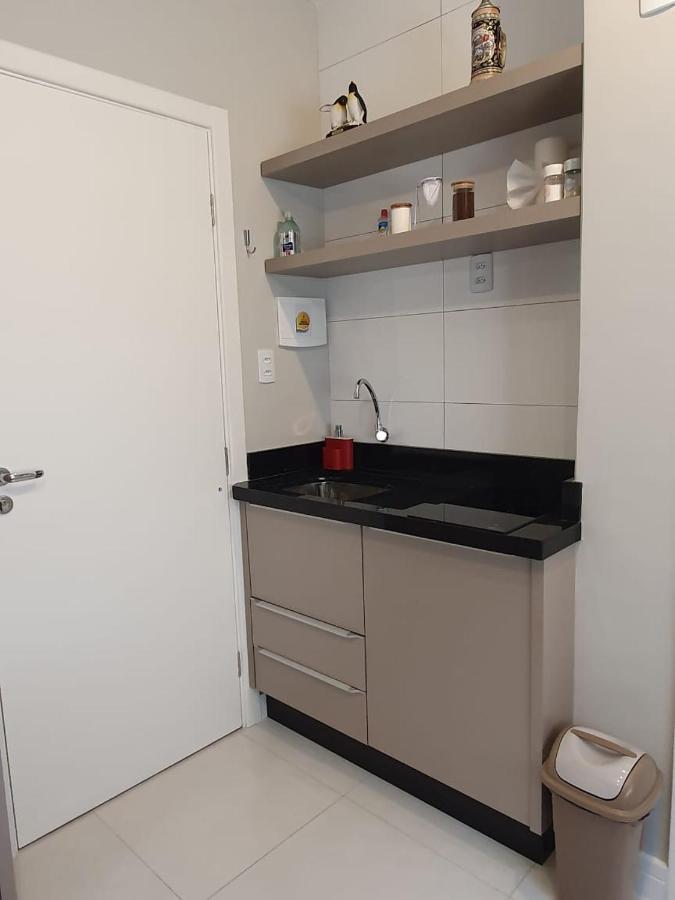 Lindo Apto, 100Metros Da Praia, Na Av Brasil Com A Av Central Melhor Localizacao Apartment Balneario Camboriu Bagian luar foto